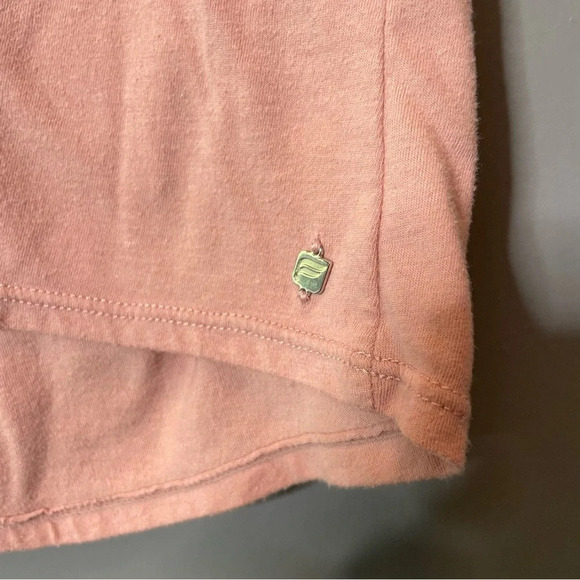 Fabletics light pink Anita open back tank top size medium - Picture 7 of 8
